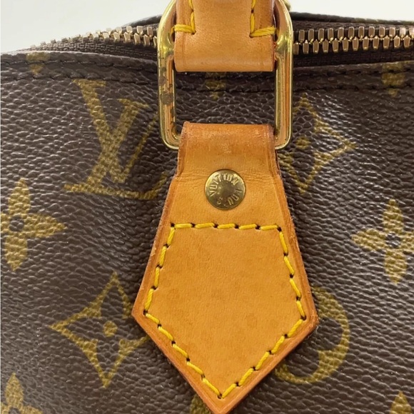 Vintage LV Monogram Alma PM Handbag - Picture 12 of 16